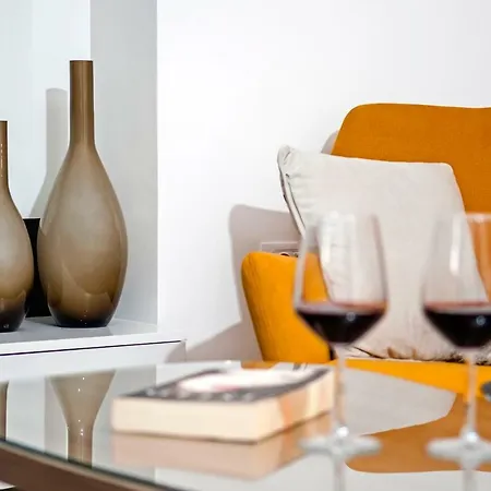 Vincero 公寓 罗维尼